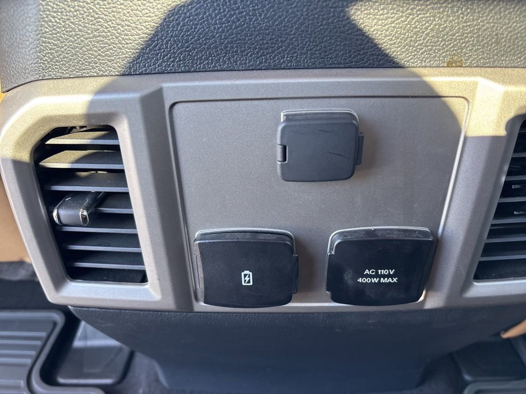Used 2022 Ford F250 Lariat w/ Chrome Package image 33