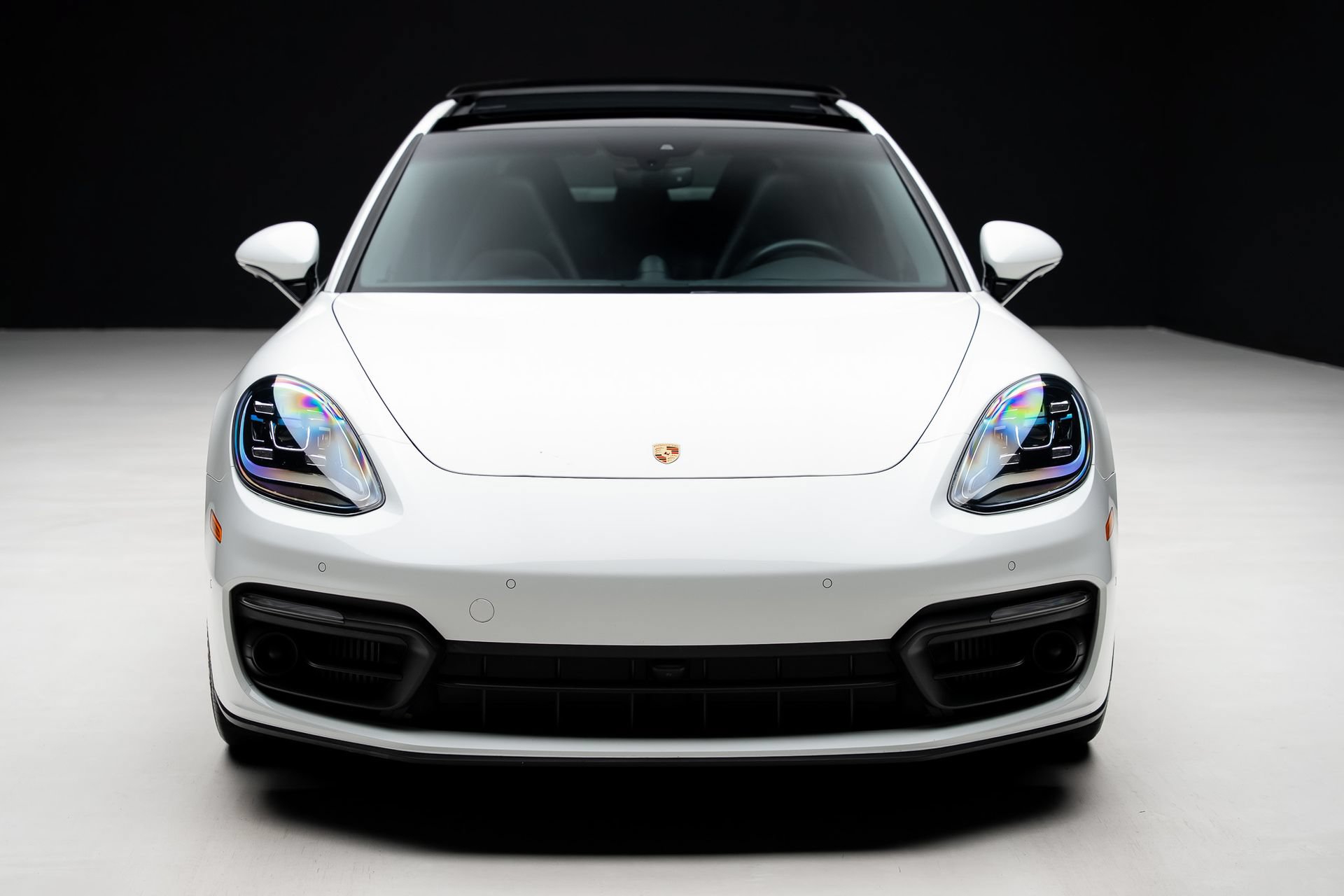 Used 2023 Porsche Panamera 4 AWD/4WD image 7
