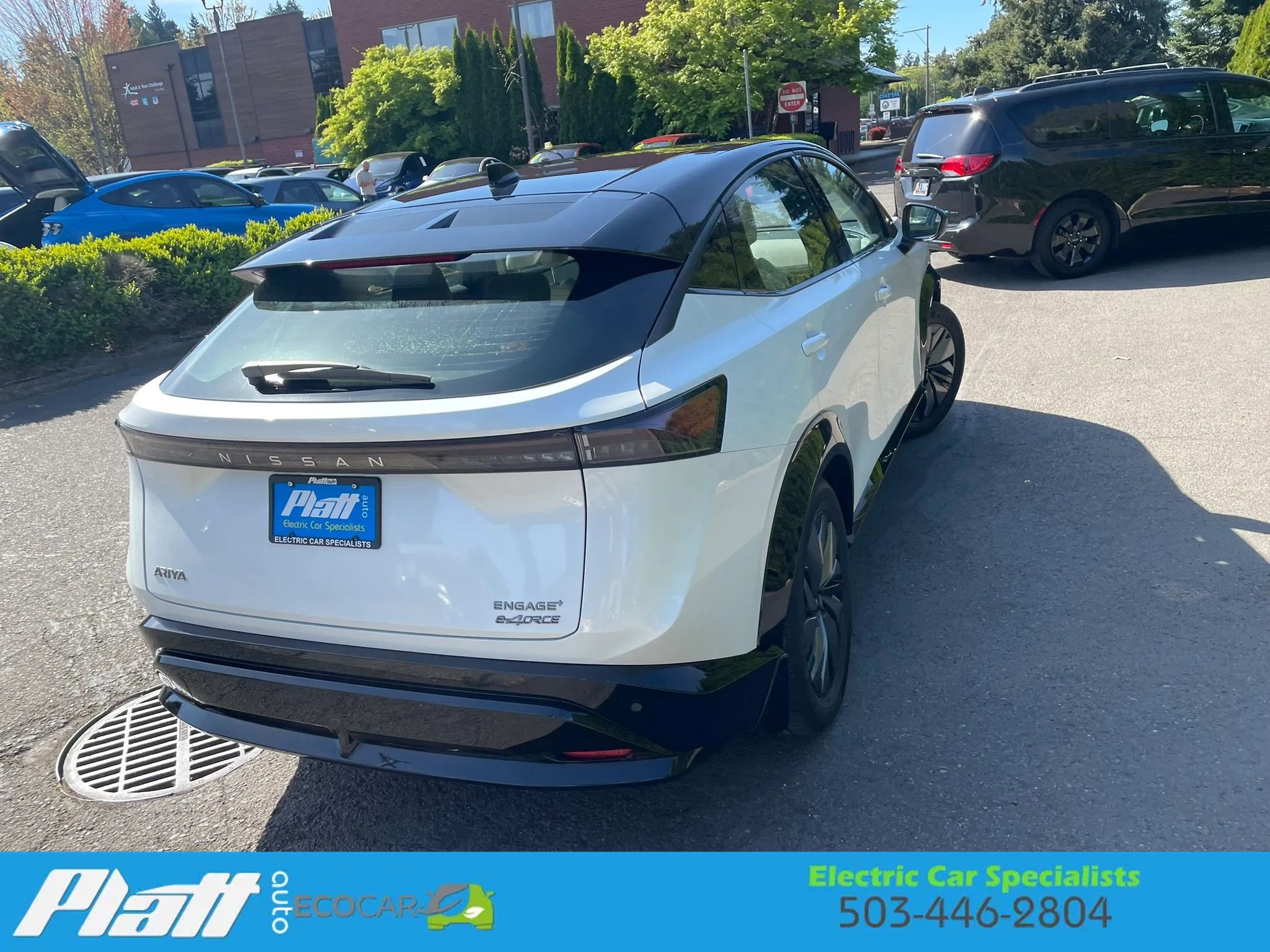 Used 2024 Nissan Ariya AWD image 8