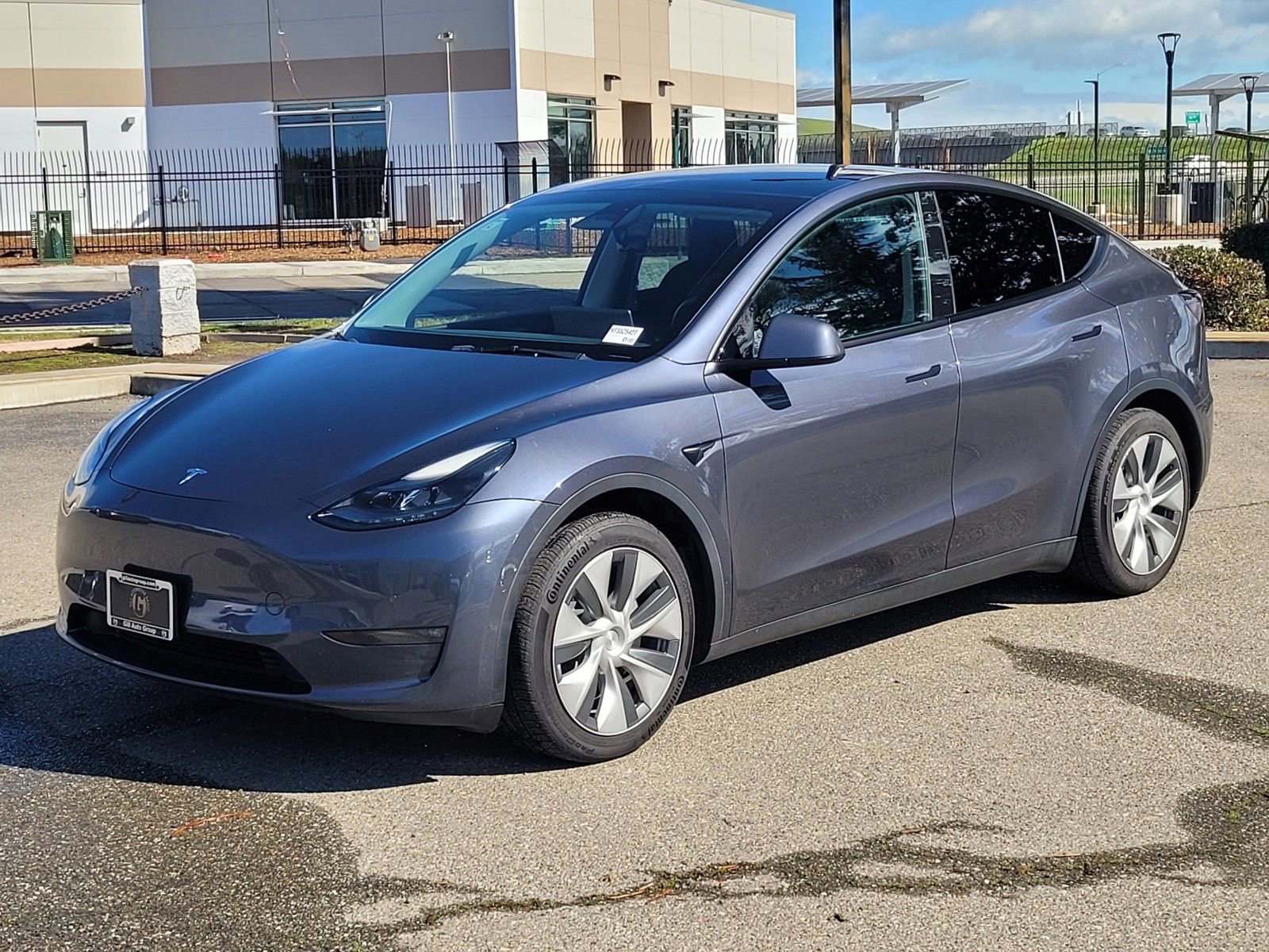 Used 2022 Tesla Model Y Long Range image 8