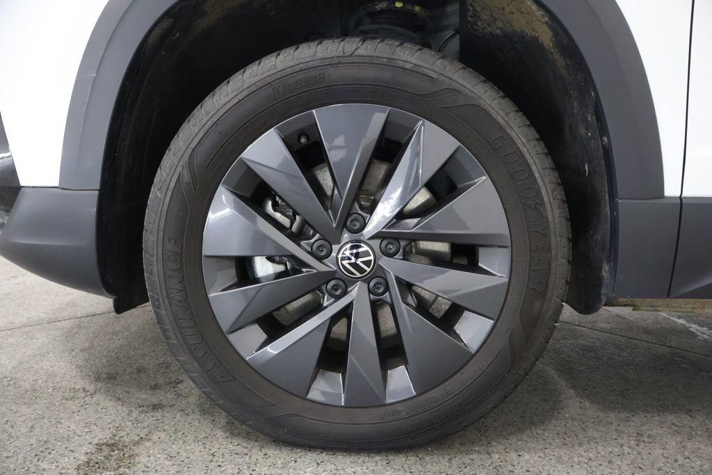 Used 2024 Volkswagen Taos S FWD image 5