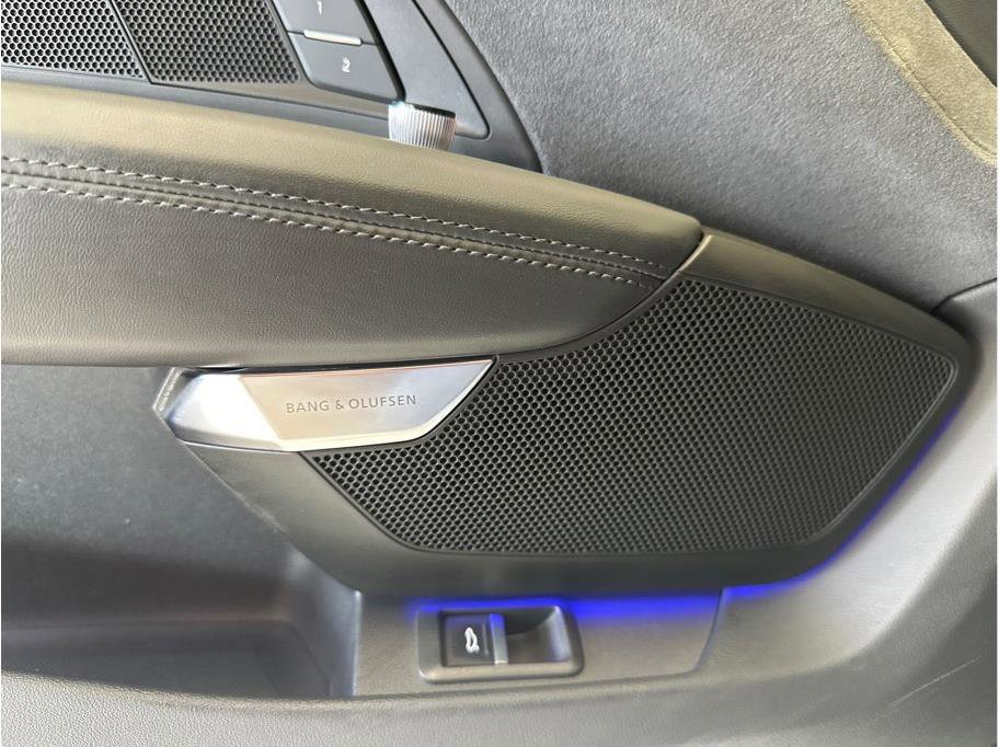 Used 2022 Audi e-tron GT Prestige w/ Prestige Package image 34