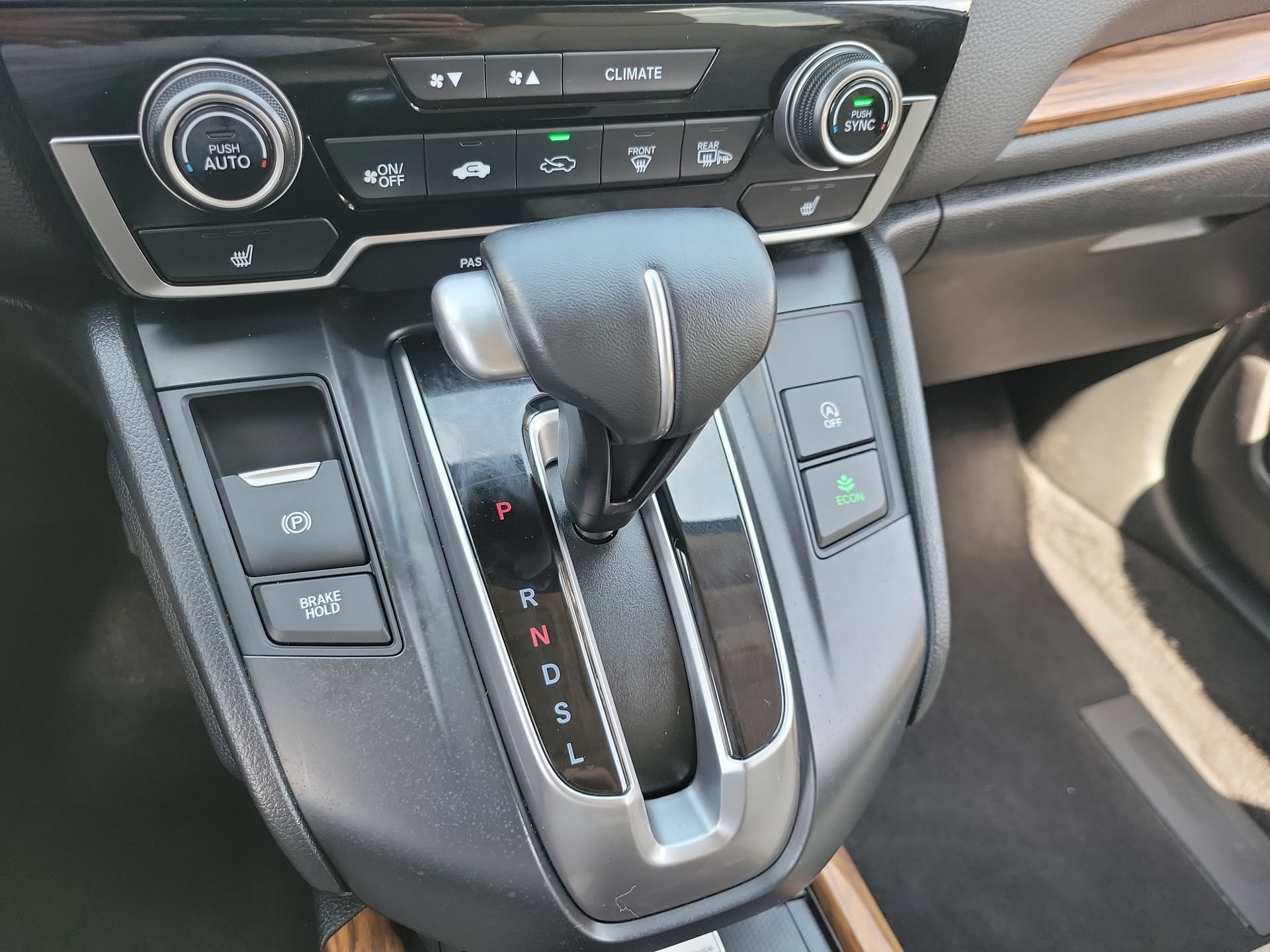 Used 2020 Honda CR-V Touring image 25