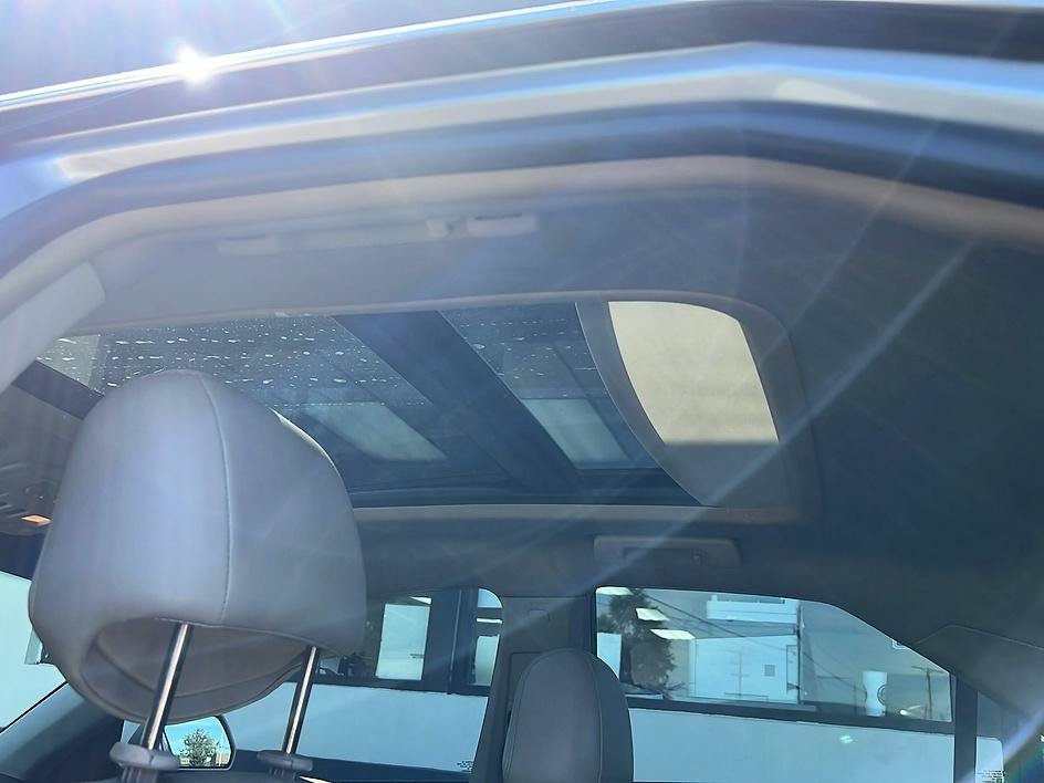 Used 2010 Cadillac CTS Premium AWD/4WD image 30