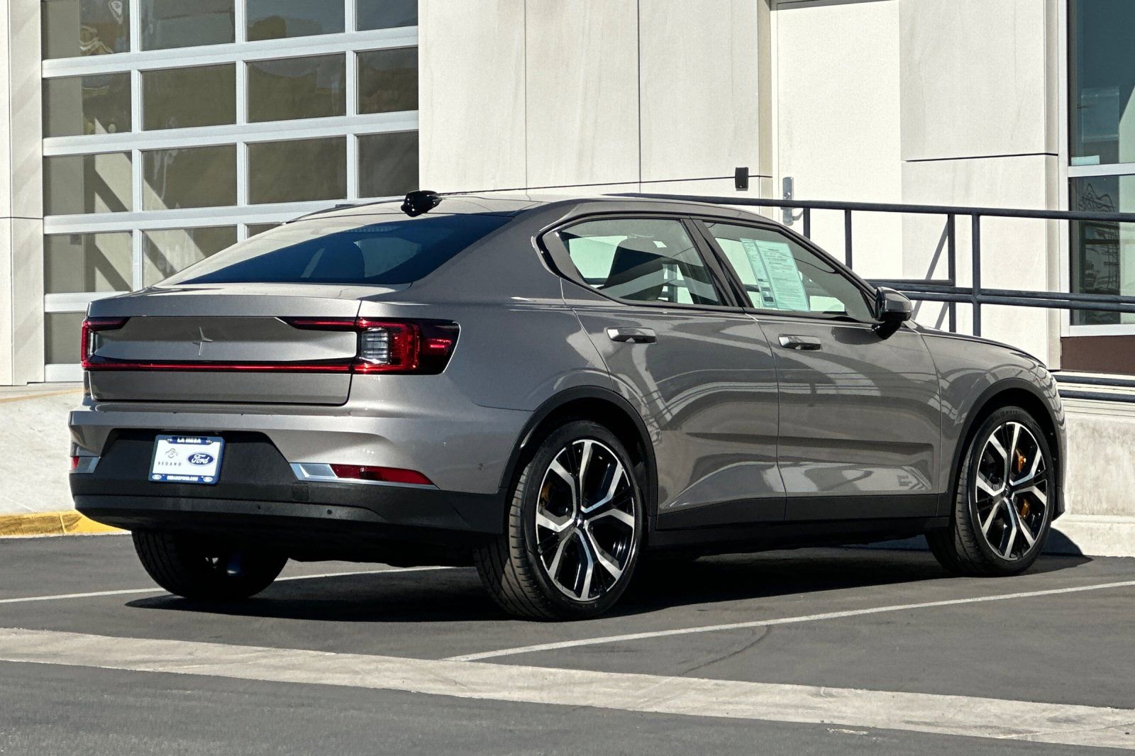 Used 2021 Polestar Polestar 2 w/ Performance Package image 3