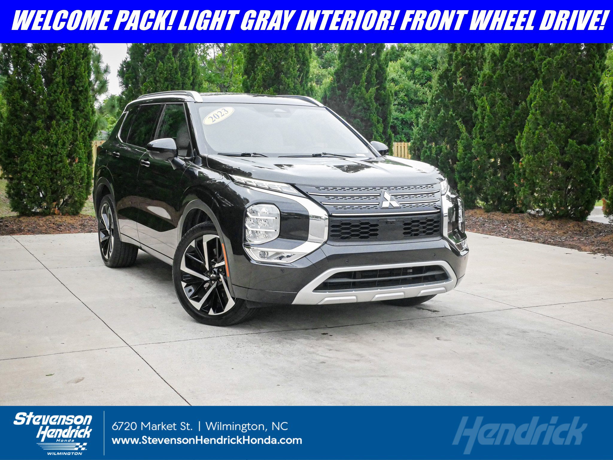 Used 2023 Mitsubishi Outlander SEL FWD image 1