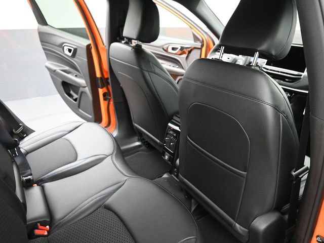 New 2026 Jeep Compass Latitude AWD/4WD image 21