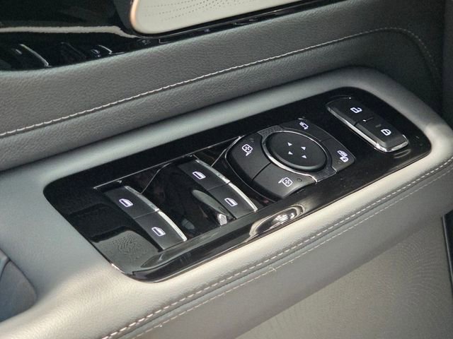 Used 2020 Lincoln Aviator Reserve w/ Equipment Group 202A AWD/4WD image 39