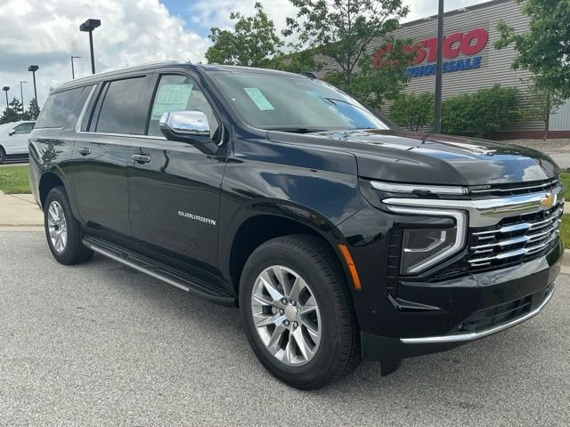 New 2026 Chevrolet Suburban Premier w/ Sun And Tow Package AWD/4WD image 2