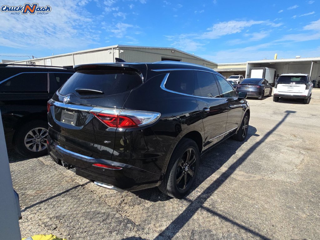 Used 2023 Buick Enclave Essence w/ Experience Buick Package FWD image 6