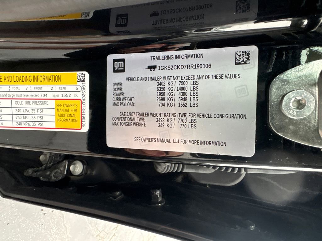 Used 2024 GMC Yukon AT4 w/ AT4 Premium Package image 30