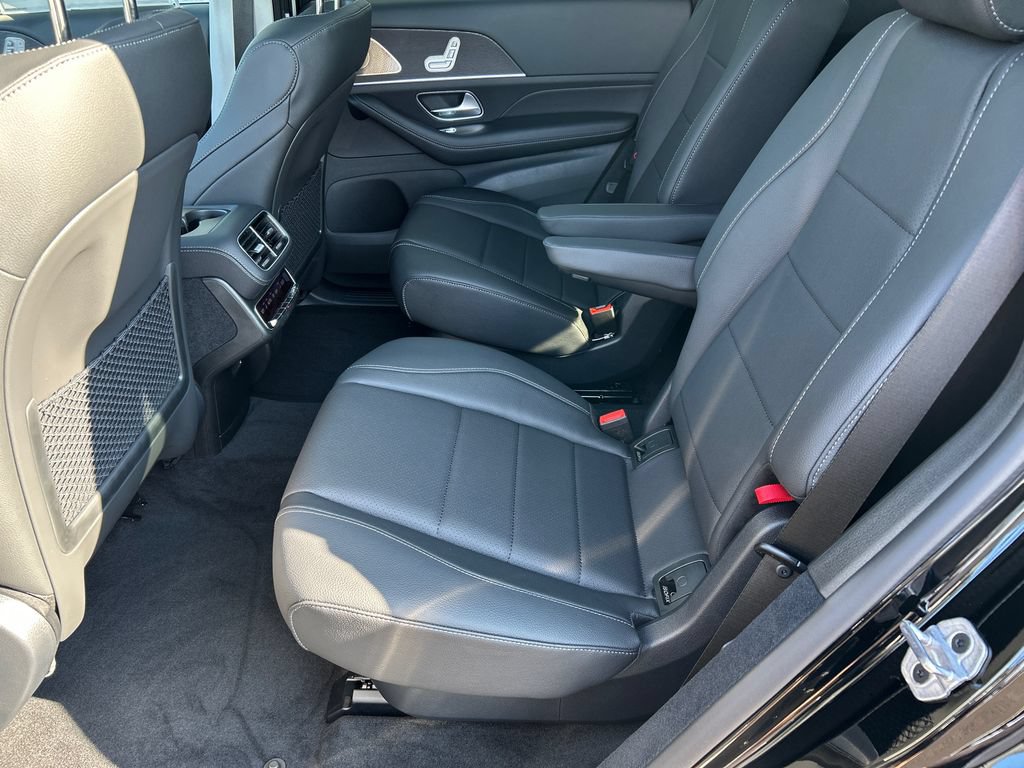 New 2026 Mercedes-Benz GLS 450 4MATIC image 26