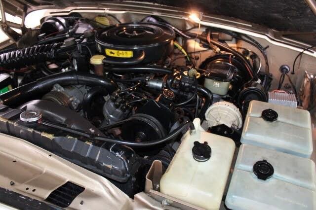 Used 1989 Jeep Grand Wagoneer image 62