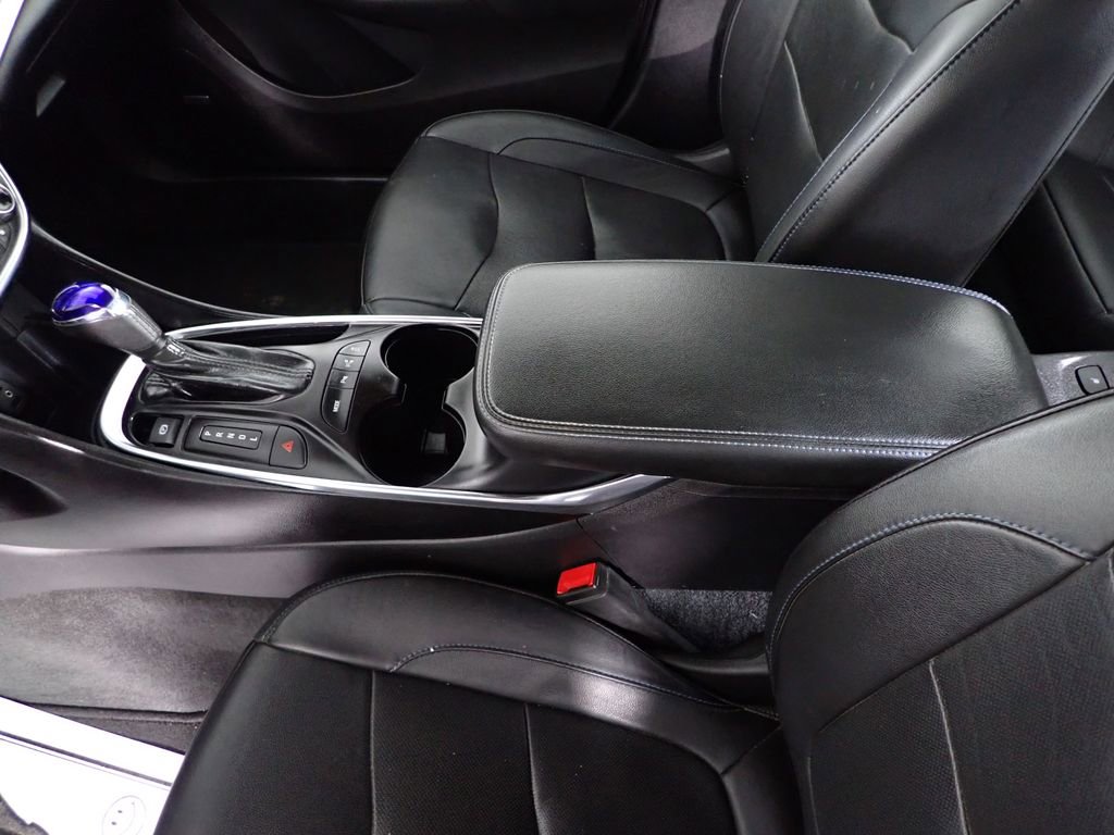 Used 2018 Chevrolet Volt Premier w/ Driver Confidence Package image 26