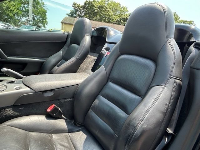 Used 2007 Chevrolet Corvette Convertible w/ Preferred Equipment Group RWD image 14