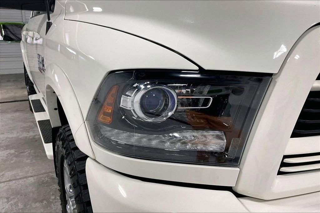 Used 2018 RAM 2500 Laramie w/ Sport Appearance Group AWD/4WD image 37