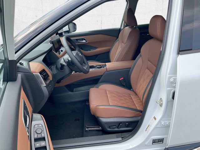 New 2026 Nissan Rogue Platinum AWD/4WD image 13