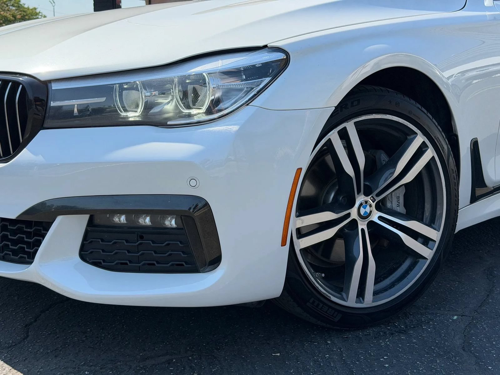 Used 2018 BMW 740i RWD image 5