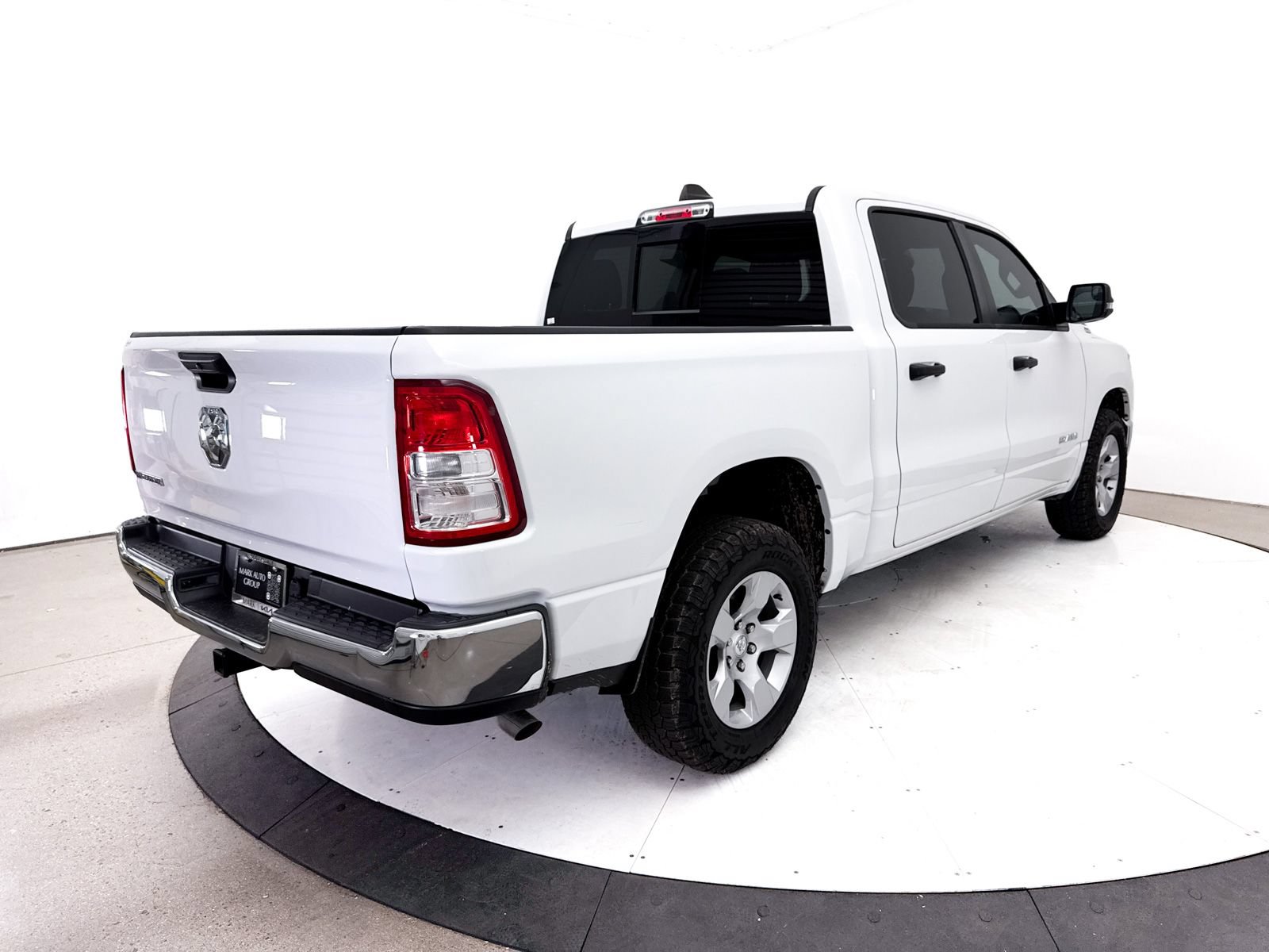 Used 2024 RAM 1500 Big Horn RWD image 15