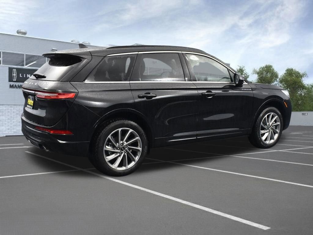 New 2026 Lincoln Corsair Grand Touring AWD/4WD image 4