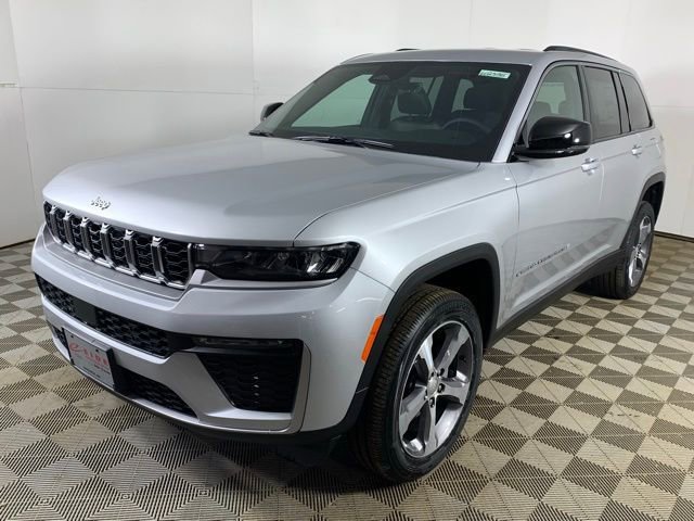 New 2026 Jeep Grand Cherokee Limited AWD/4WD image 2