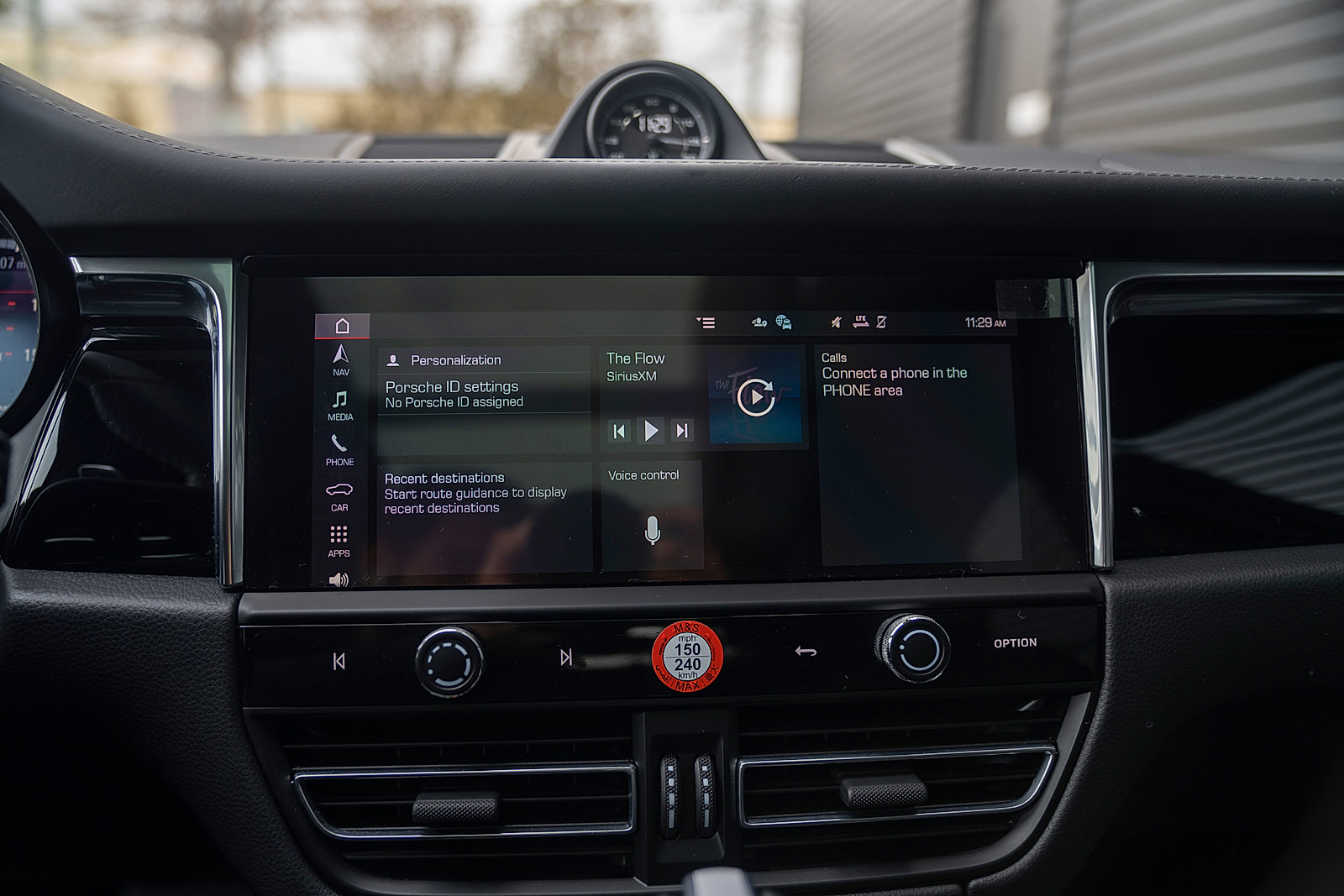 Certified 2026 Porsche Macan Turbo image 13