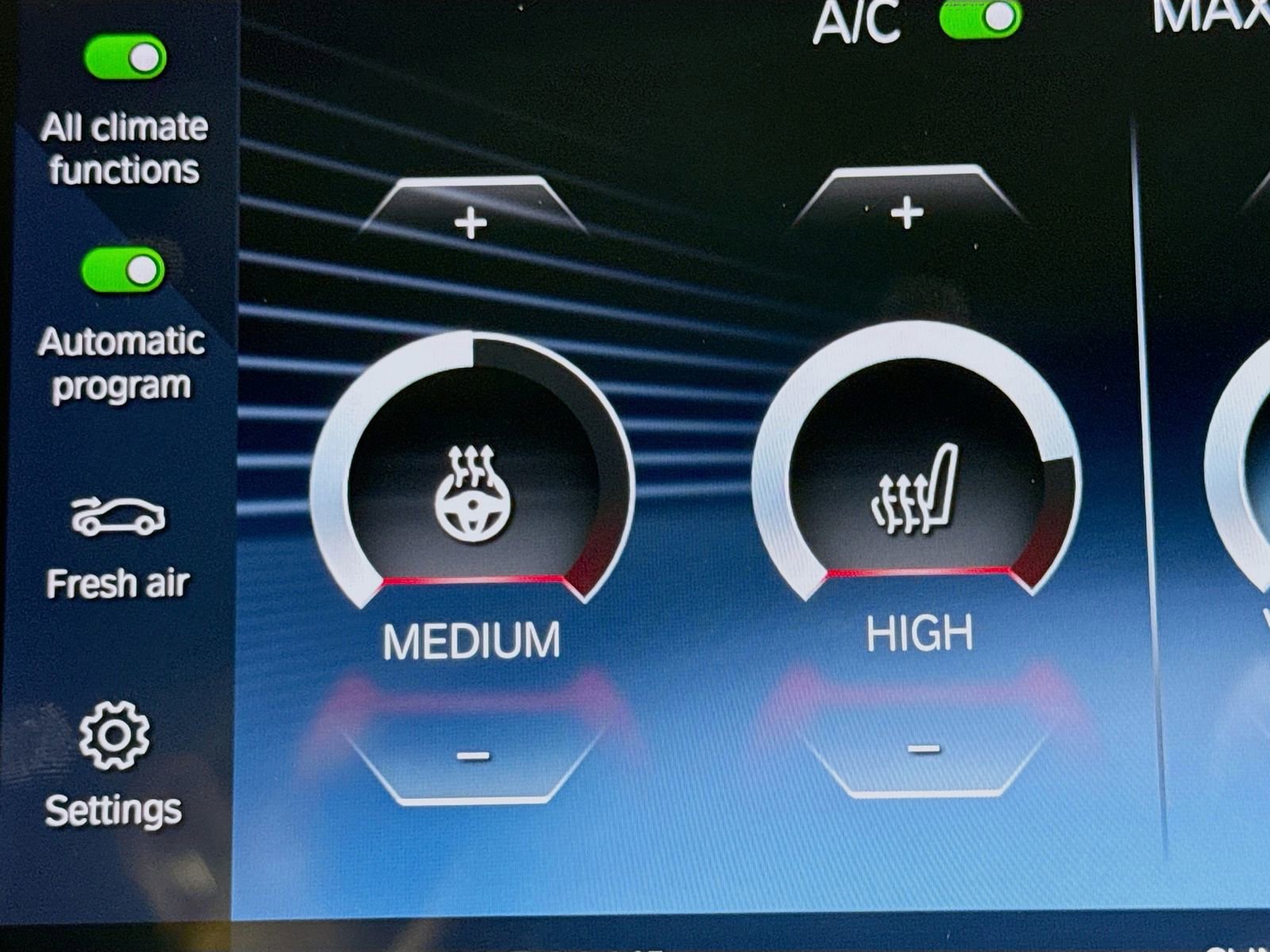 Certified 2023 BMW X1 xDrive28i w/ Premium Package image 21