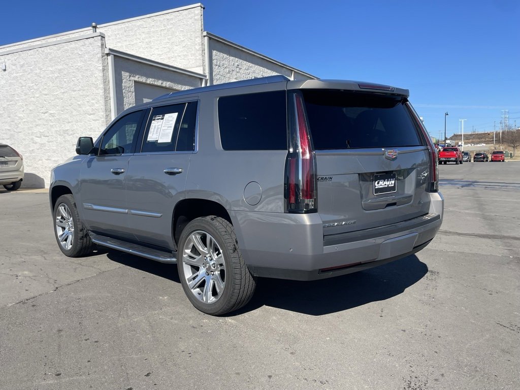 Used 2019 Cadillac Escalade Luxury image 5
