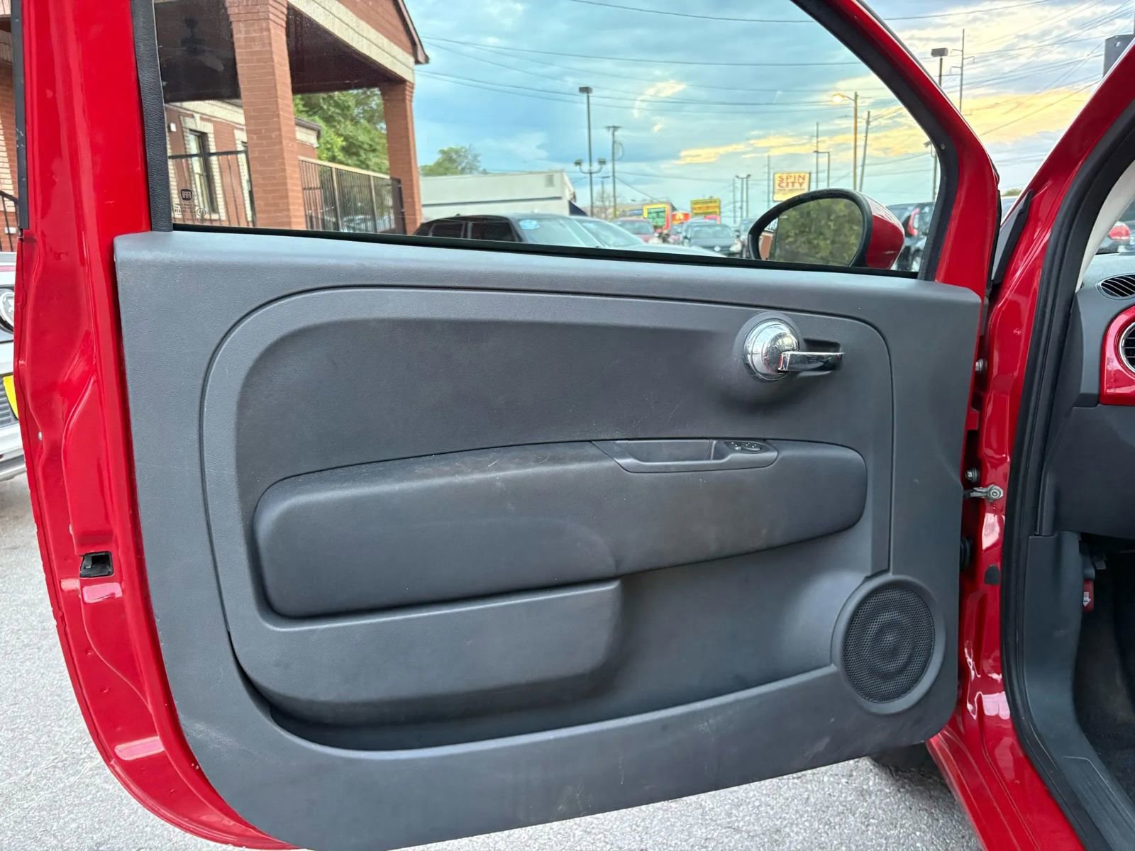 Used 2013 FIAT 500 Pop FWD image 9