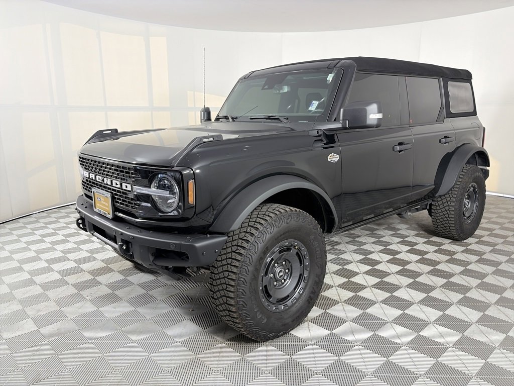 Certified 2024 Ford Bronco Wildtrak image 3