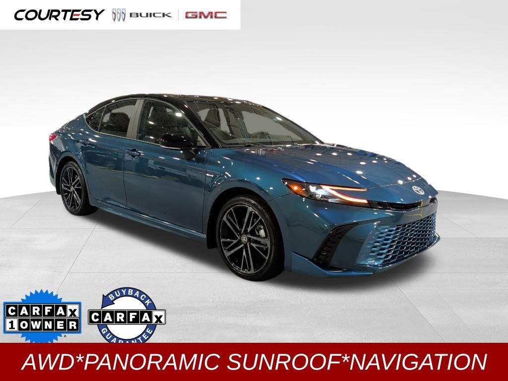 Used 2025 Toyota Camry XSE image 1