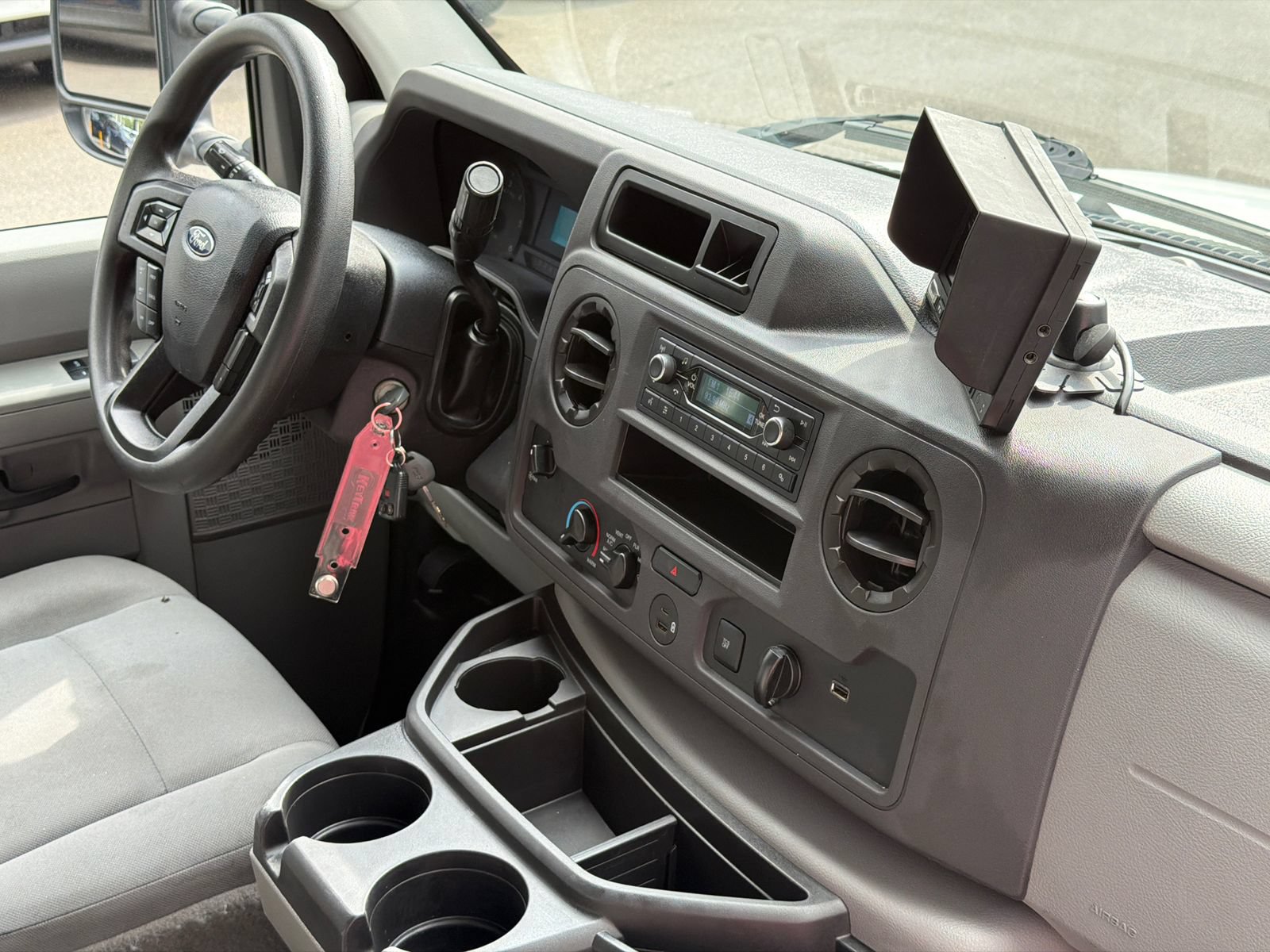 Used 2023 Ford E-350 and Econoline 350 Super Duty w/ Power Windows & Locks Group RWD image 10
