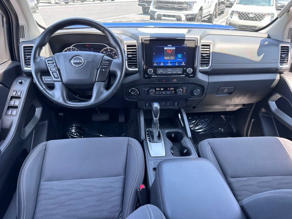 Used 2023 Nissan Frontier SV w/ SV Convenience Package AWD/4WD image 6