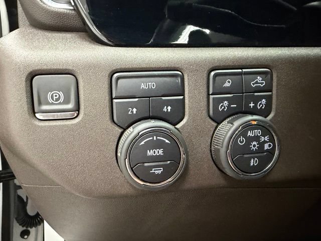 Certified 2025 Chevrolet Silverado 1500 LTZ w/ LTZ Convenience Package II AWD/4WD image 15