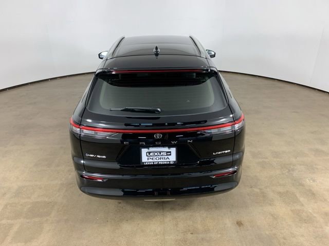 Used 2025 Toyota Crown Signia AWD/4WD image 11
