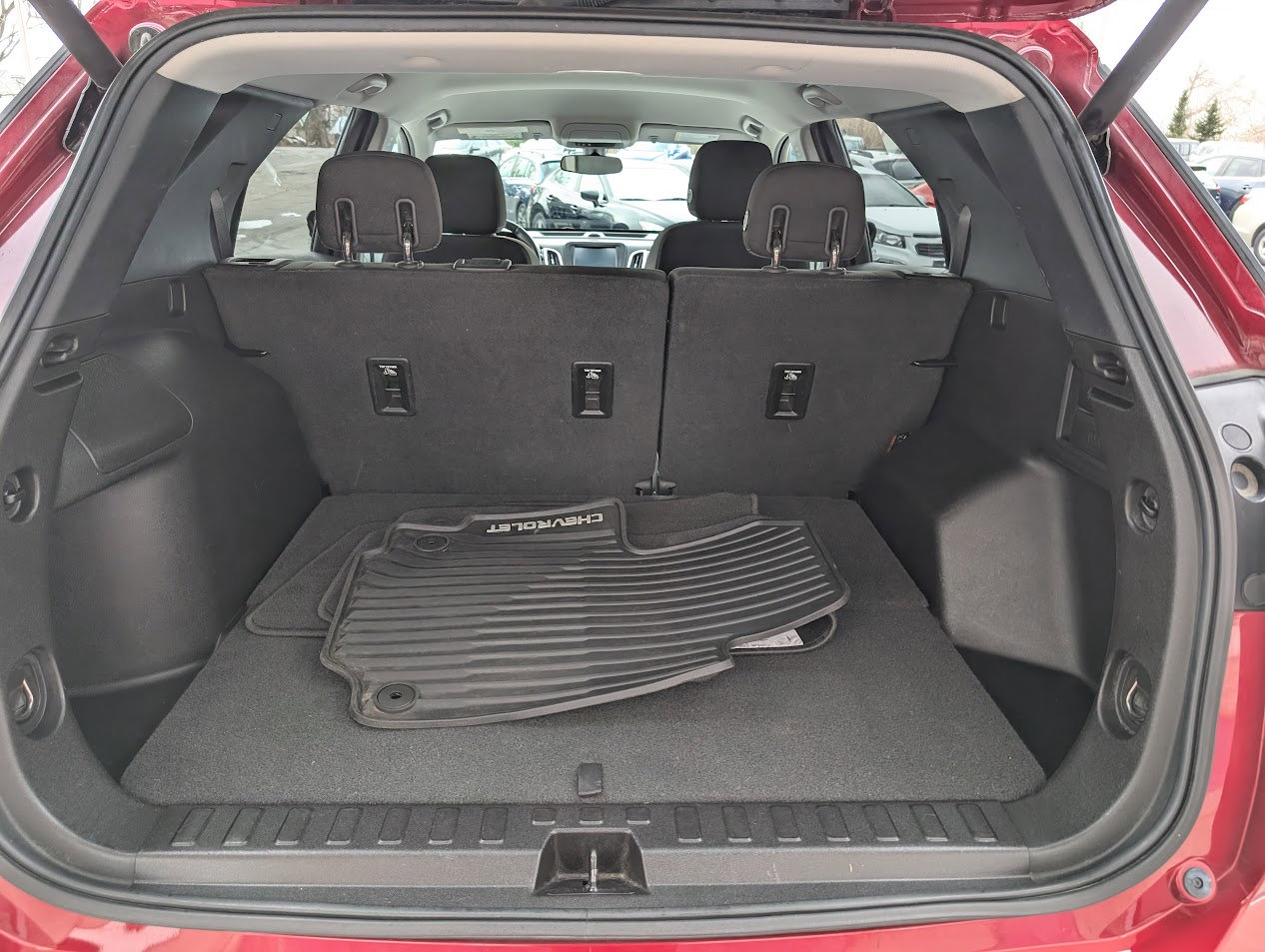 Used 2018 Chevrolet Equinox LT image 13