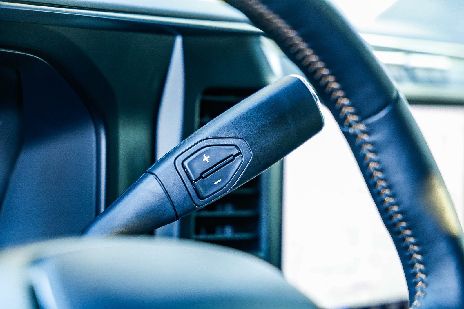 Used 2024 Ford F450 Platinum w/ FX4 Off-Road Package image 20