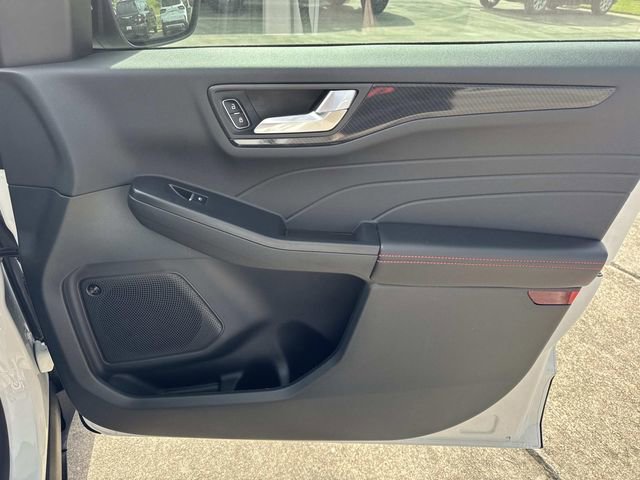 New 2026 Ford Escape ST-Line Select w/ Tech Pack #2 AWD/4WD image 15