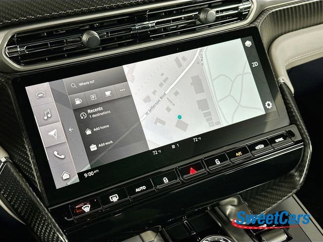 Used 2025 Aston Martin Vanquish RWD image 21