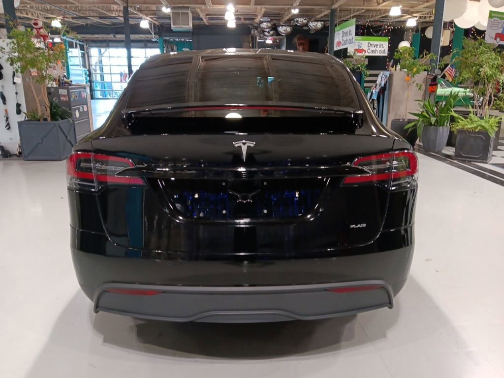 Used 2022 Tesla Model X Plaid image 7