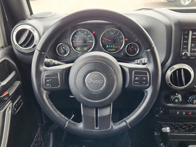 Used 2018 Jeep Wrangler Unlimited Sahara AWD/4WD image 22
