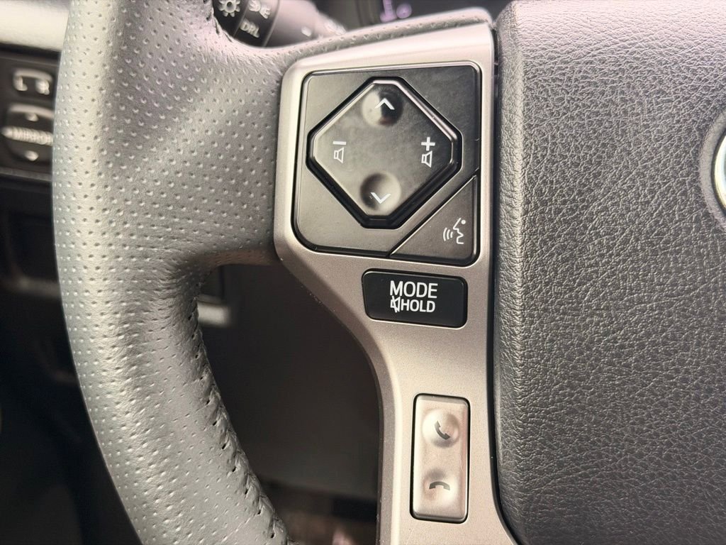 Used 2022 Toyota 4Runner SR5 RWD image 27