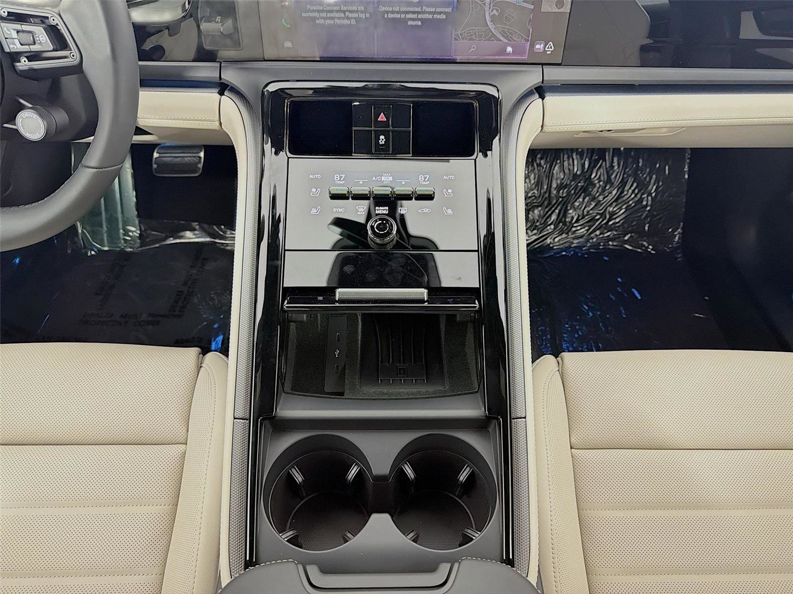 New 2026 Porsche Panamera 4 image 15