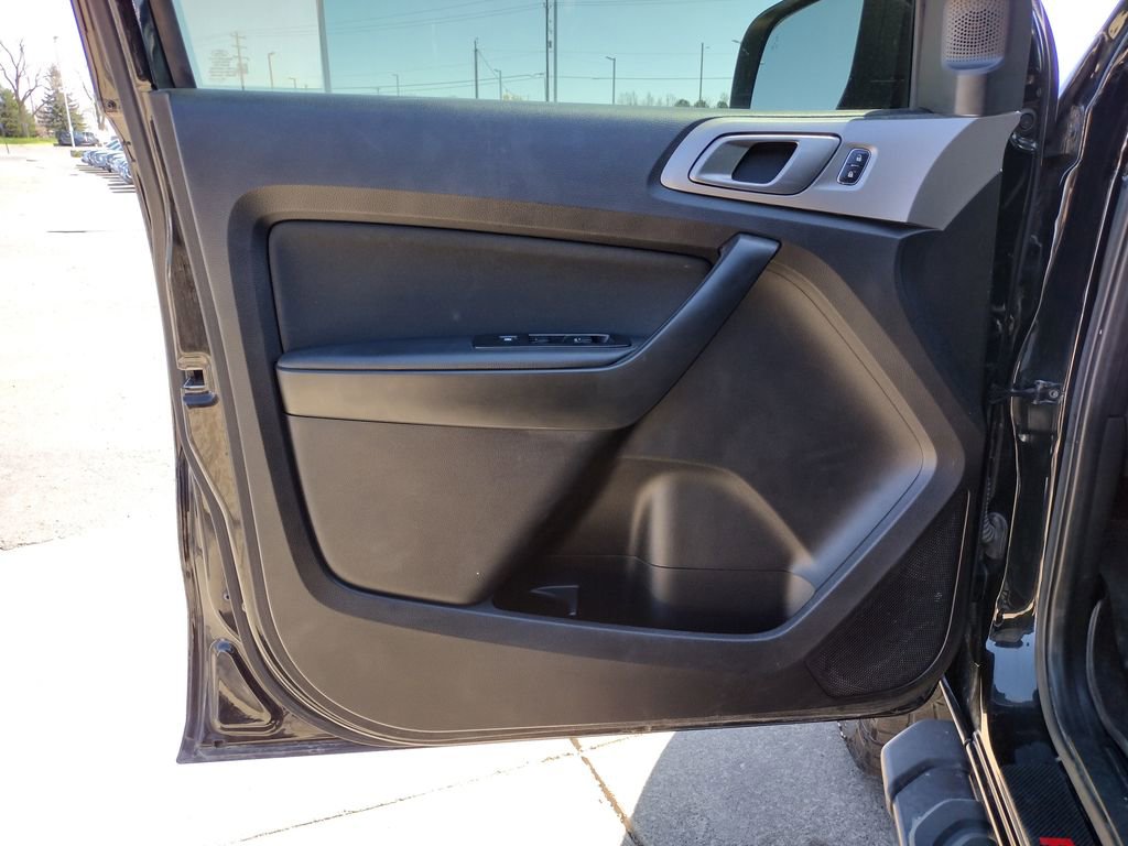 Used 2019 Ford Ranger XLT w/ Equipment Group 302A Luxury AWD/4WD image 19