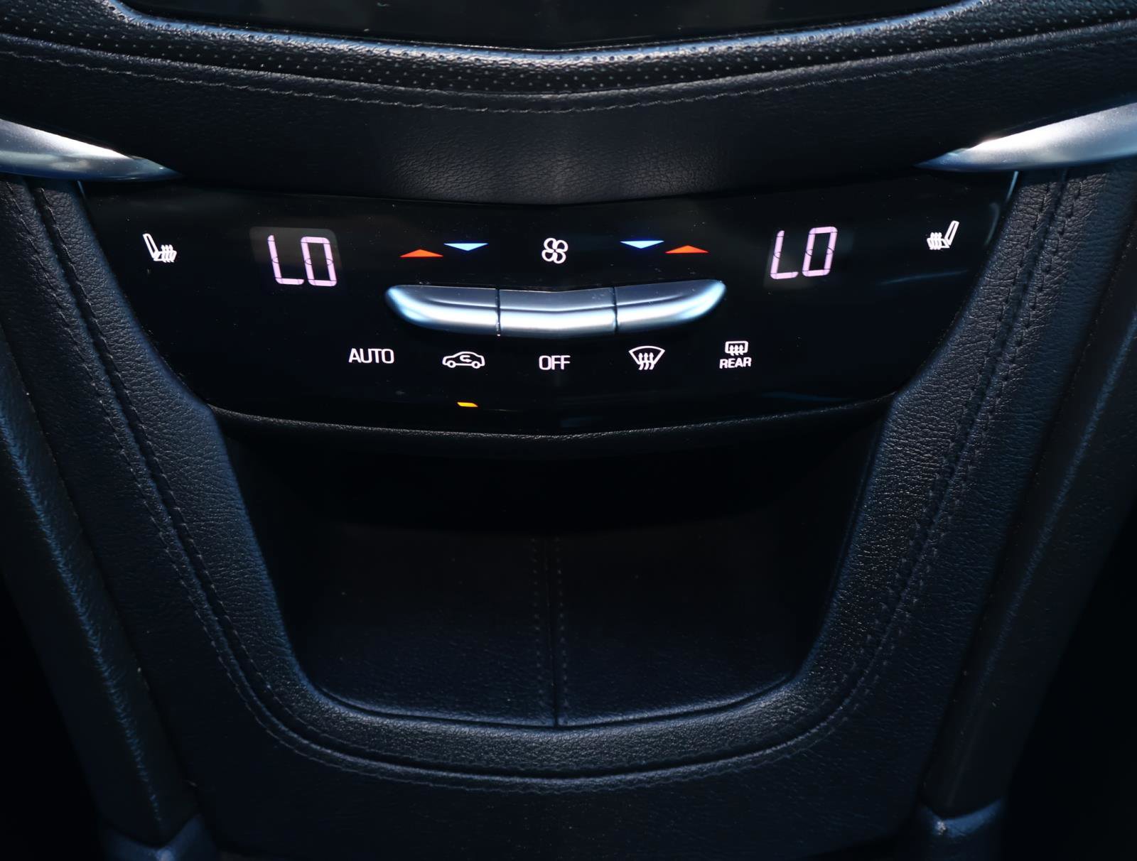 Certified 2021 Cadillac XT5 Premium Luxury image 29