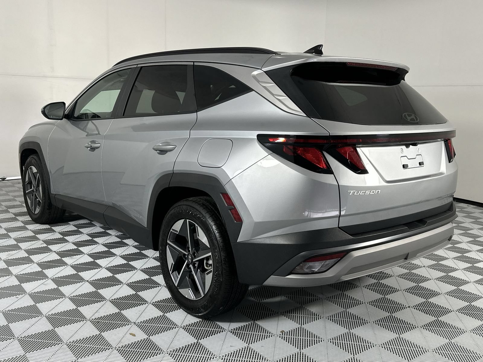 Used 2026 Hyundai Tucson SEL FWD image 6