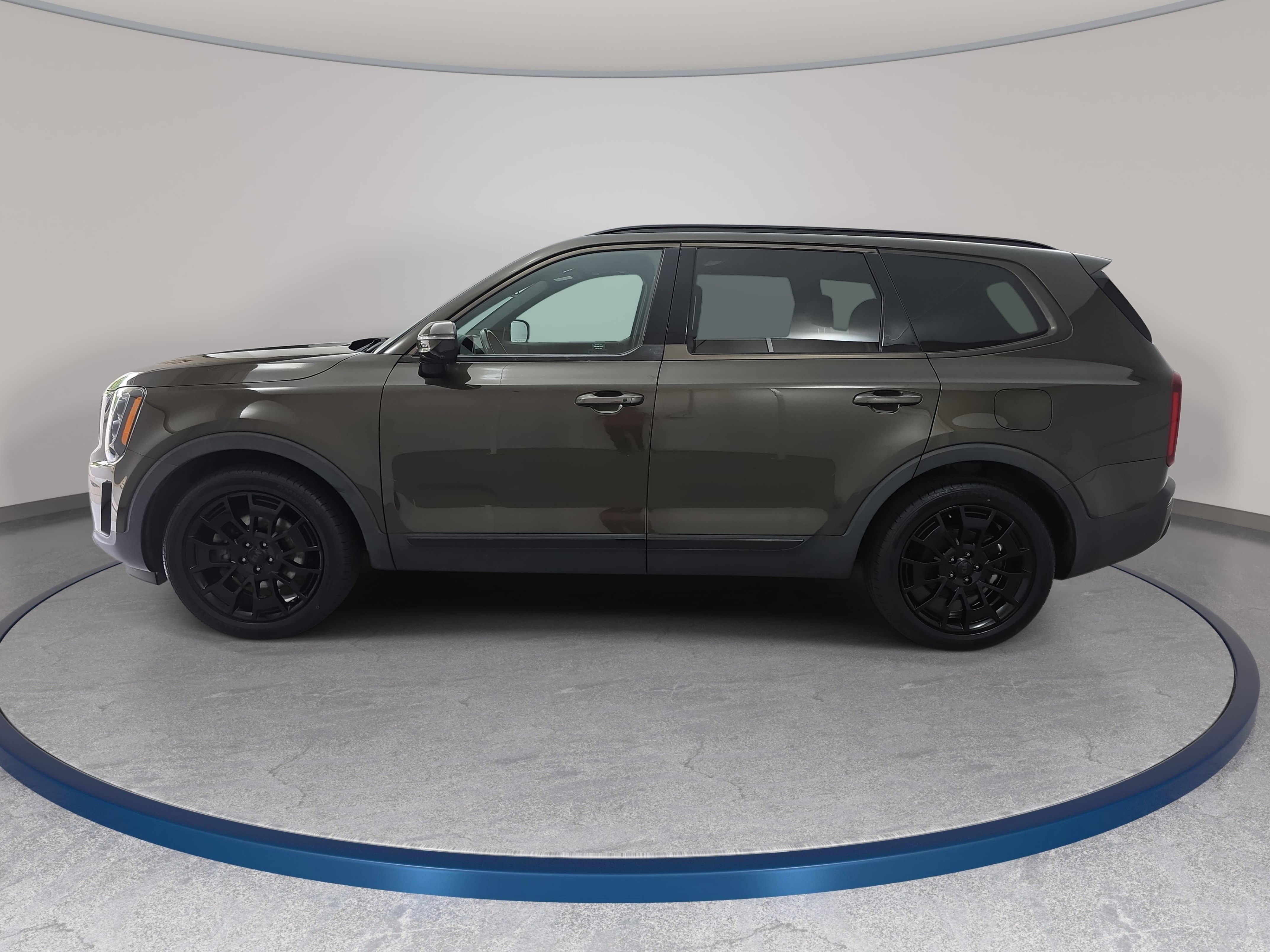 Used 2021 Kia Telluride SX w/ Nightfall Edition Package AWD/4WD image 8