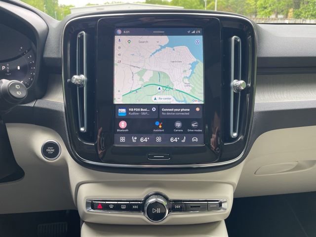 Certified 2023 Volvo XC40 B5 Plus w/ Climate Package AWD/4WD image 20