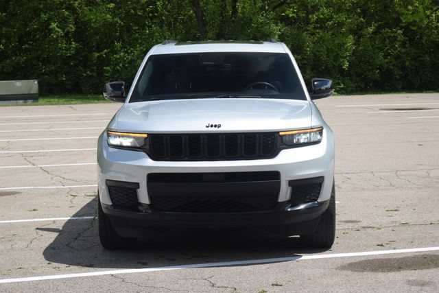 Used 2023 Jeep Grand Cherokee L Laredo AWD/4WD image 23