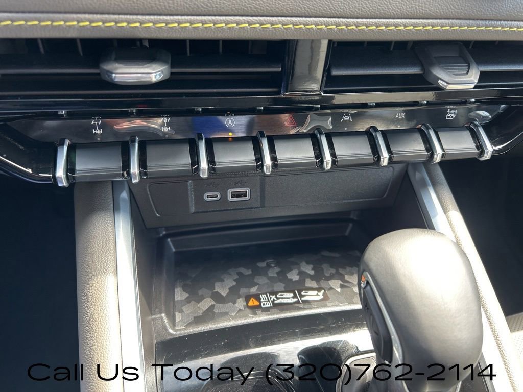 Certified 2025 Chevrolet Colorado ZR2 w/ Technology Package AWD/4WD image 26